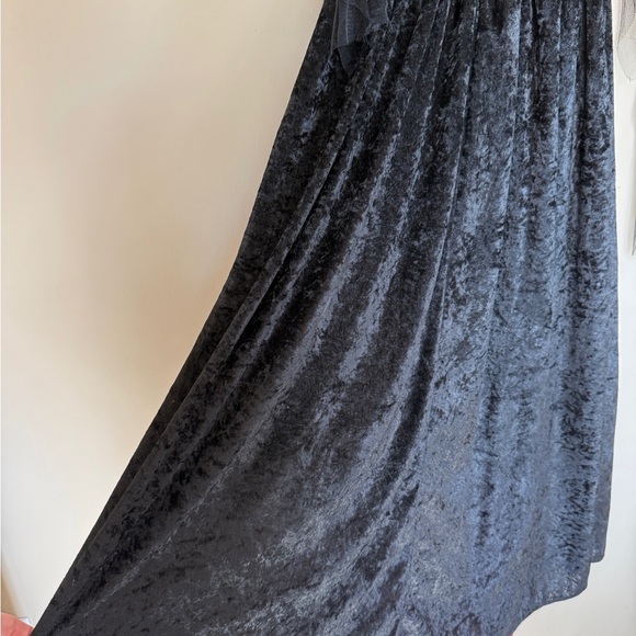 Spirit Halloween Victorian Vampiress Plus Size Costume Black Red Dress - Picture 7 of 12